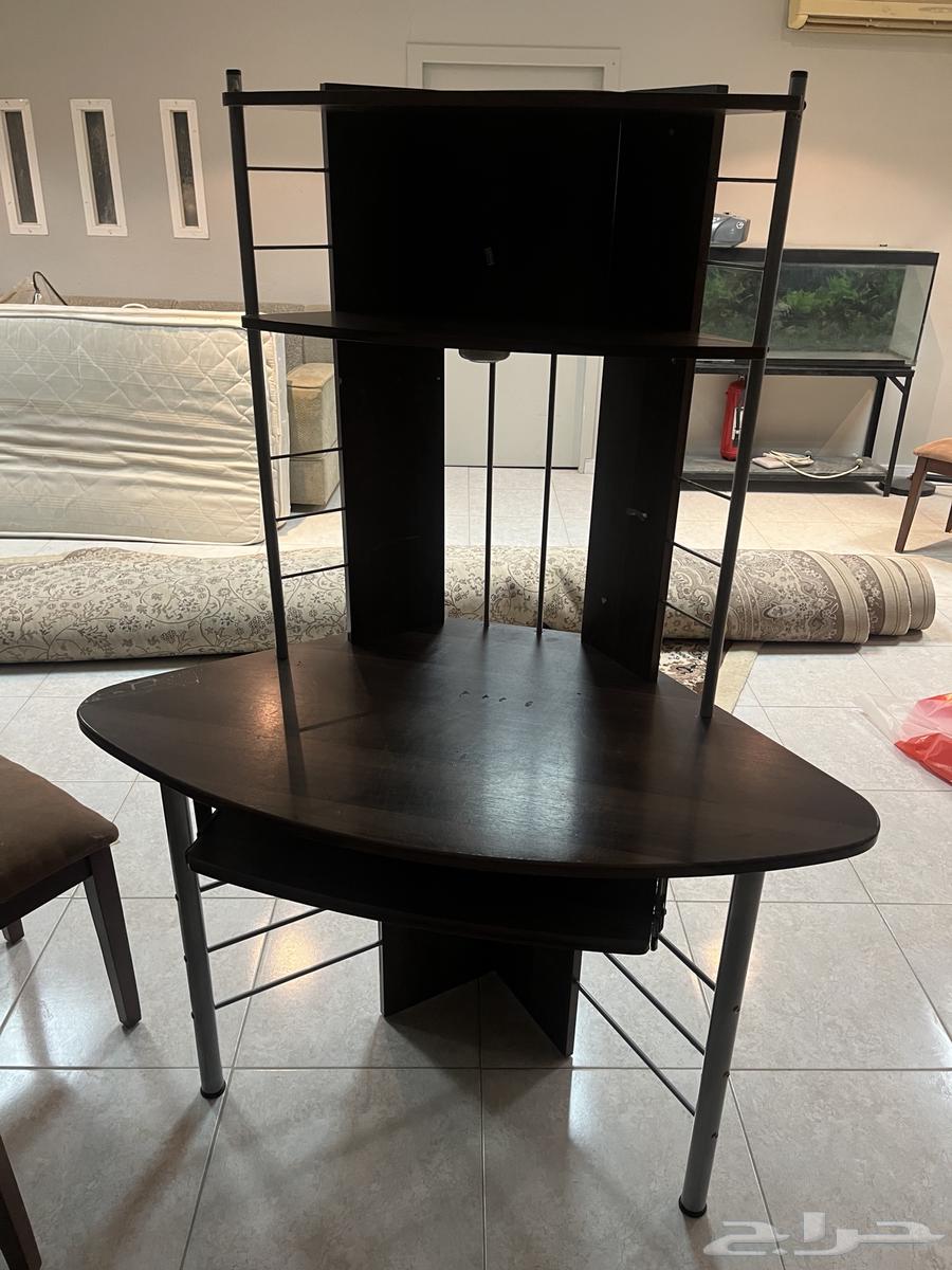 طاولتين   كوايه   خبازه كهربائيه64235176025603110