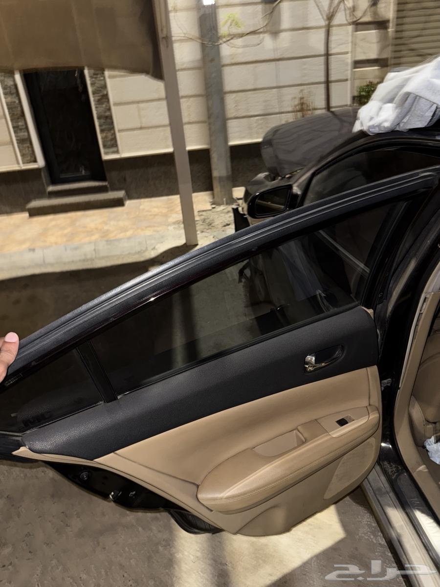 للبيع قطع غيار مكسيما201064394800116353114