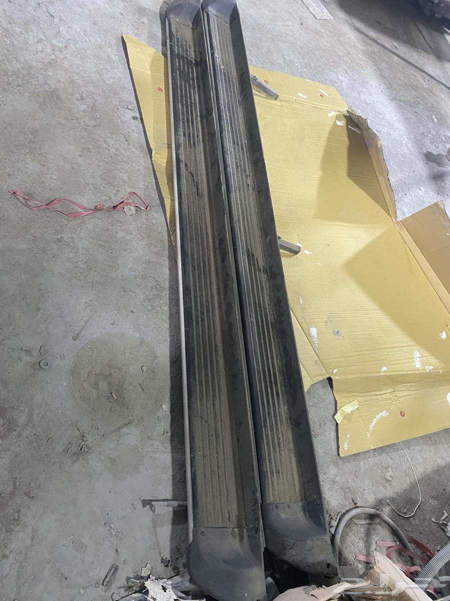 دعاسات جانبيه تركب جميع السيارات 500 ريال مع التركيب64415491450115112