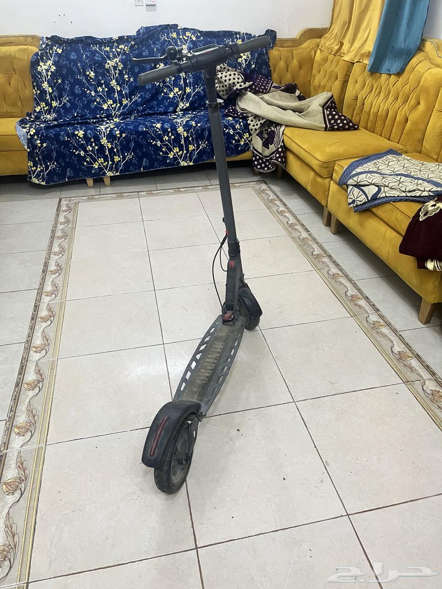 اسكوتر بسعر 350وقابل لي التفاوض64253148537730110