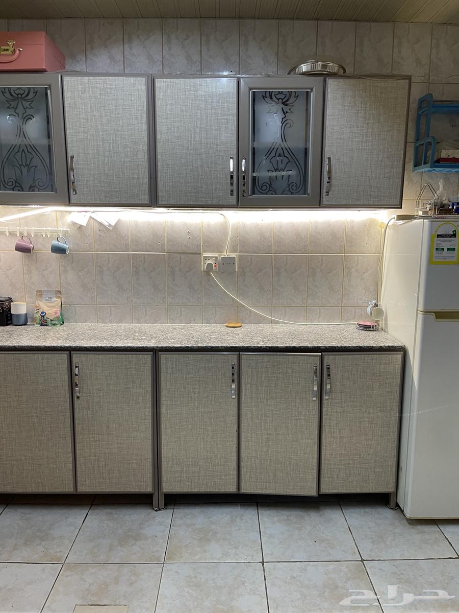 مطبخ و غرفة نوم من ايكيا رفوف ووحدة ادراج من ايكيا64253913487618112