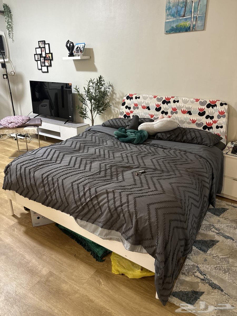 سرير ايكيا كوين مقاس نفر ونص 16064250587193089110