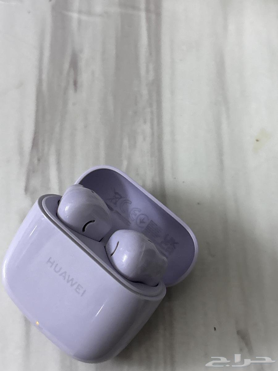 سماعة جودتها كويسة وكل شيء64236099853954110
