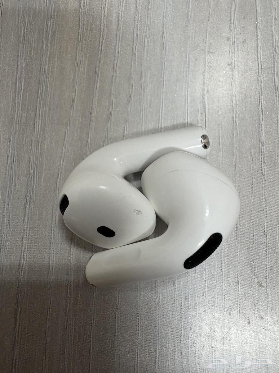 Fourth Generation AirPods Regular Version64240879336963111