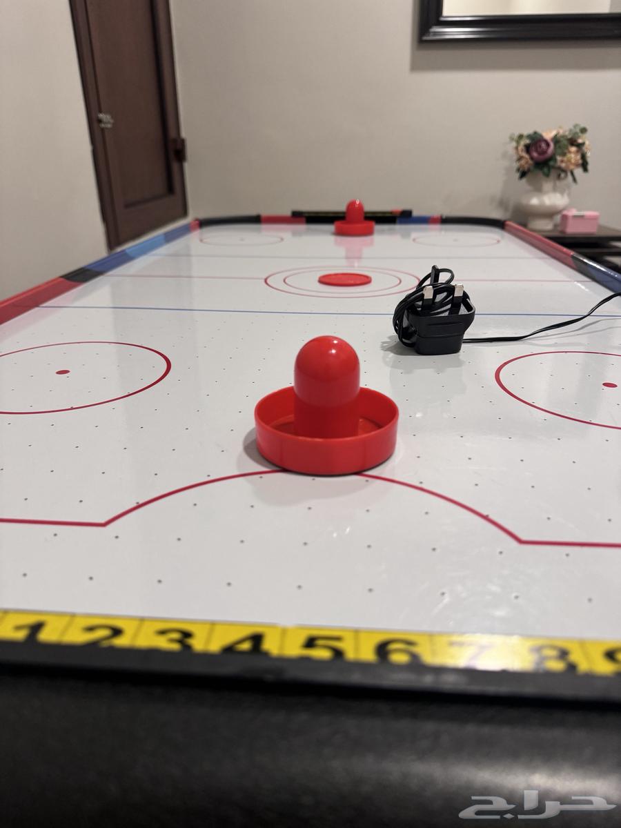 لعبة الهوكي على الطاولة بالهواء64244433727363111