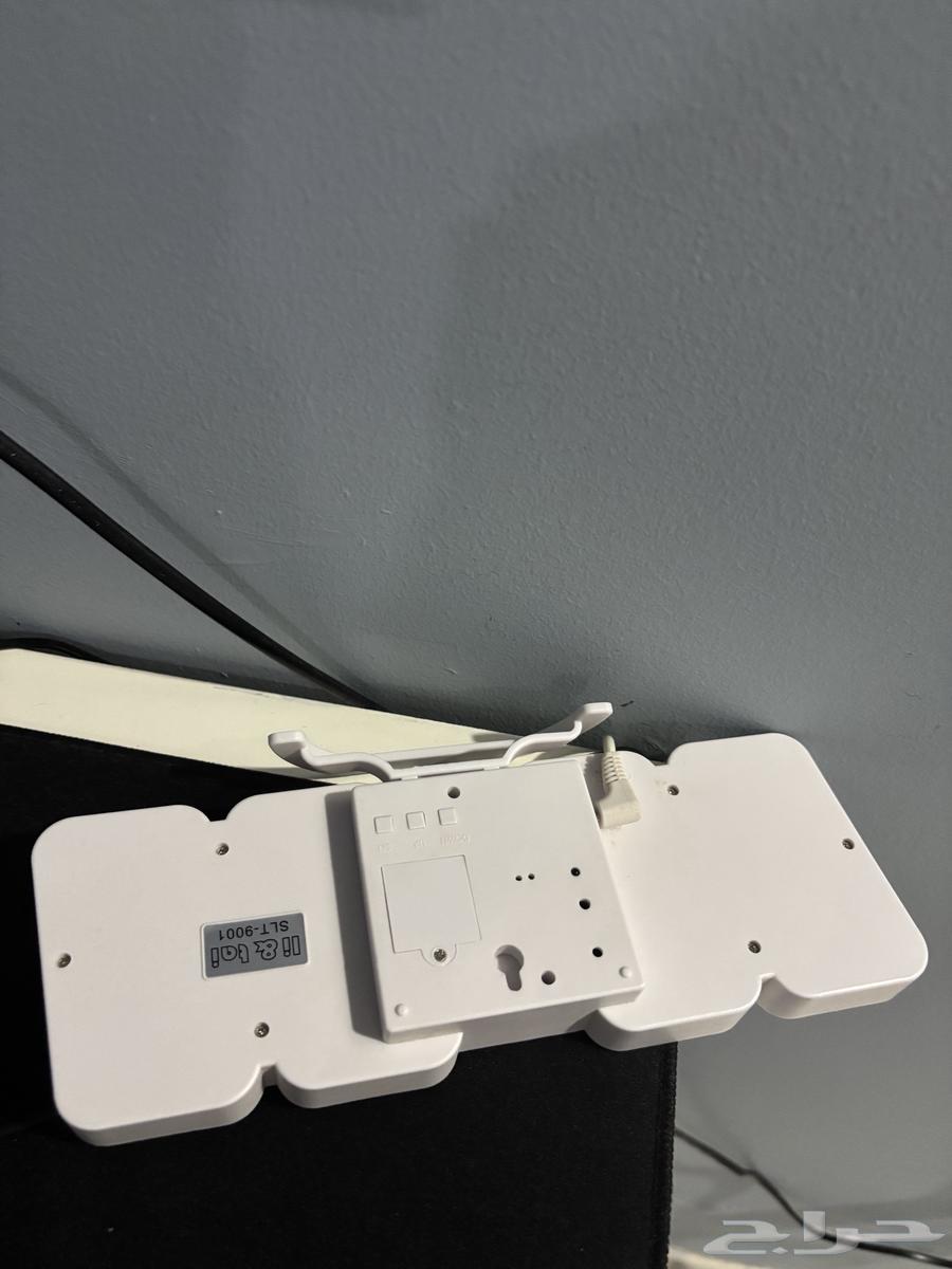 سماعة قيمنق سلك ونضيفه كما هي واضحه ب الصوره وللبيع نضيف64235771851779114