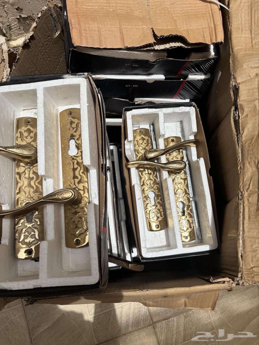 مقابض أبواب فاخرة جديدة   لون ذهبي   بالكرتون64240879345666111