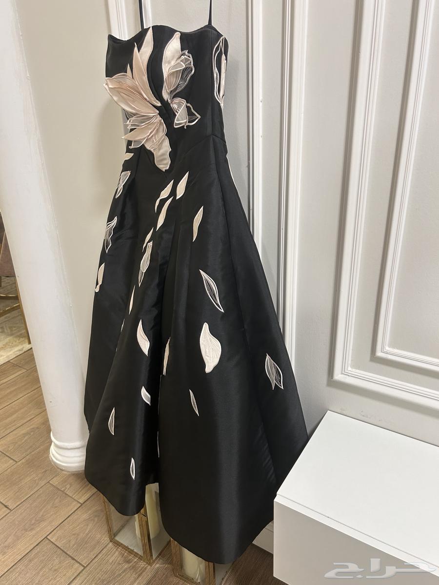 للبيع فستان ماركة كوست لون أسود64235921092611111