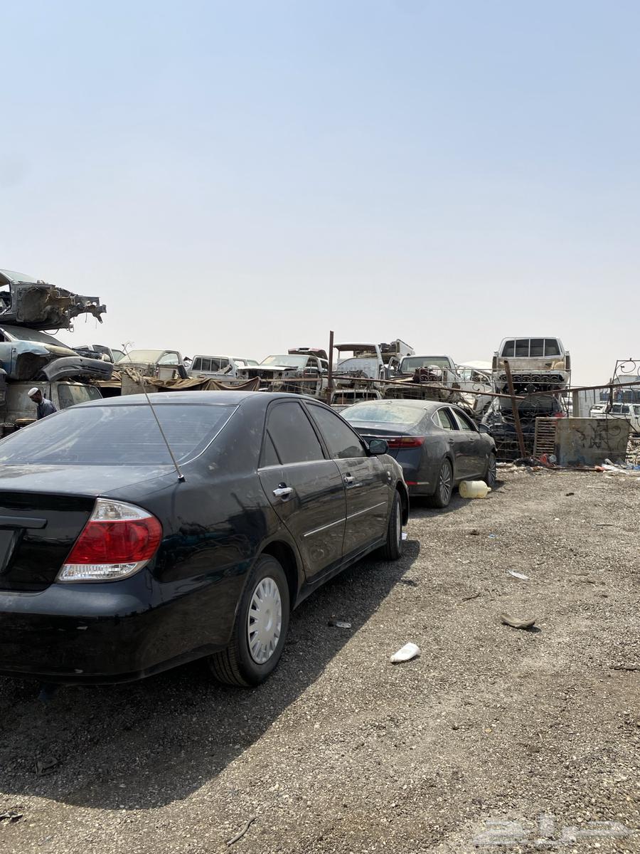 يتوفر قطع غيار64381301299971113