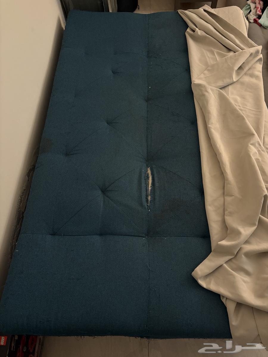 Sofa that transforms into a bed64247510196227112