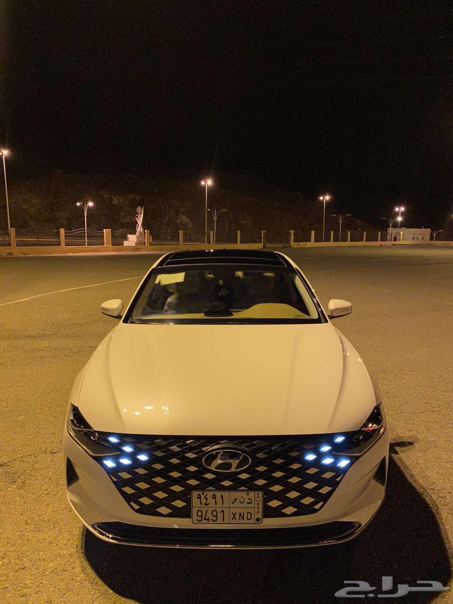 Azera 2164417985289986113