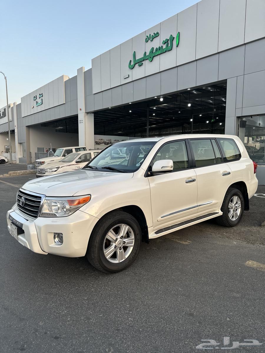 لاندكروزر 2014 فل كامل 8 سرندل ماشي 232 شرط64409616205826110