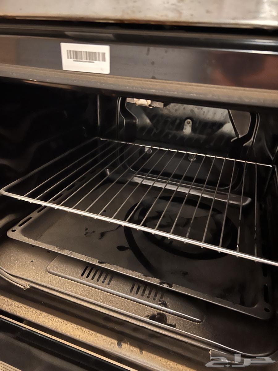 Gas stove, TV cabinet, cushions, and mats64243896213121111