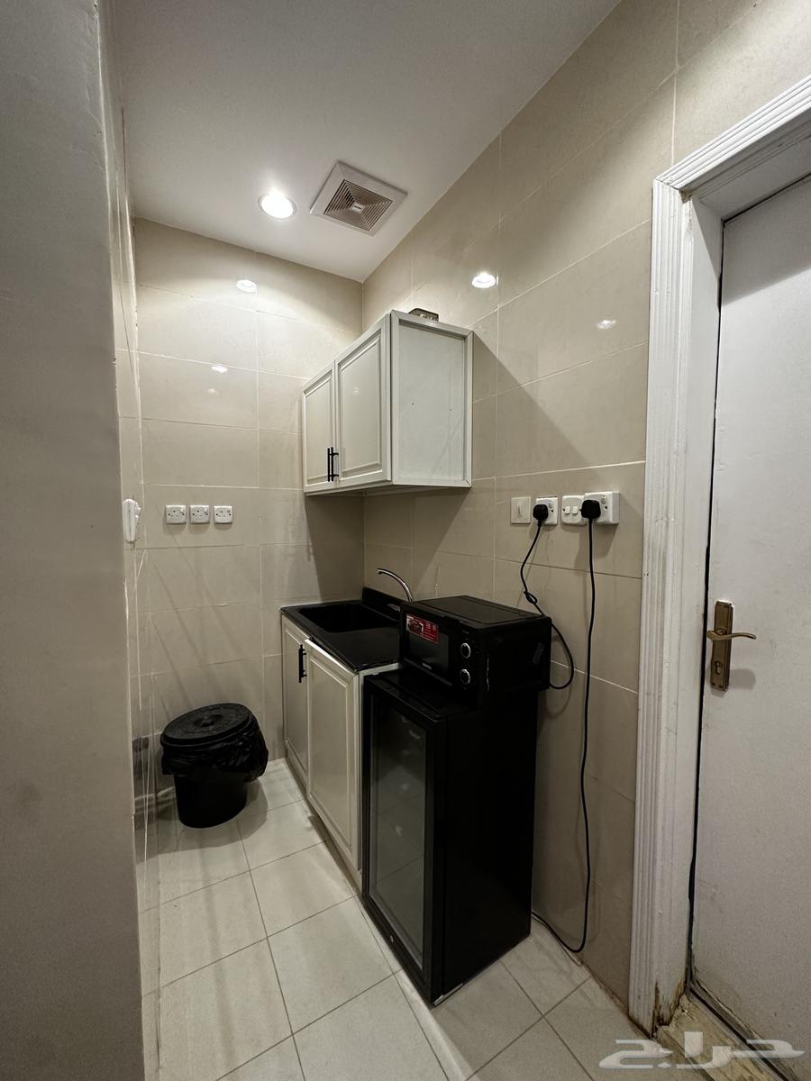 اثاث استديو كامل للبيع64242264006018111