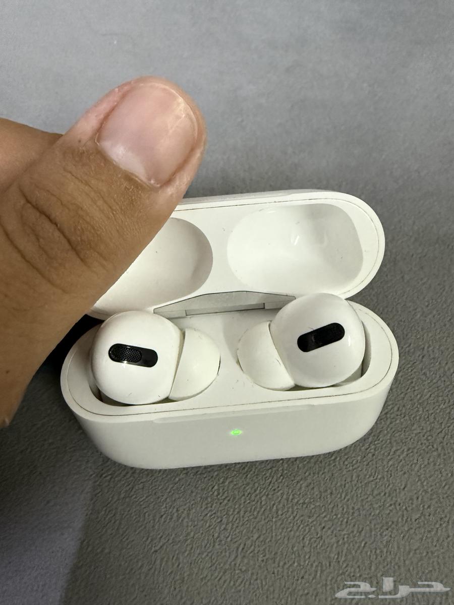 ايربودز برو ابل اصليه ميه في الميه64252986863363111
