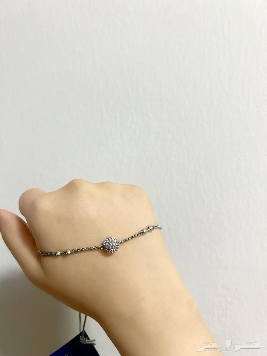 Original Swarovski bracelet, used with authentication card64236685374083110