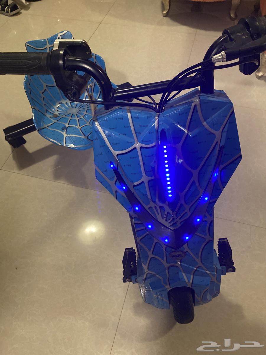 سكوتر ازرق ببطاريه جديده وحجمه كبير64253136472706110