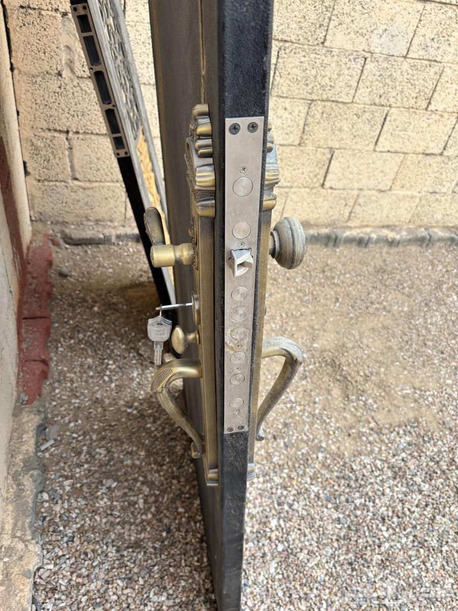 باب حديد64246989245058112