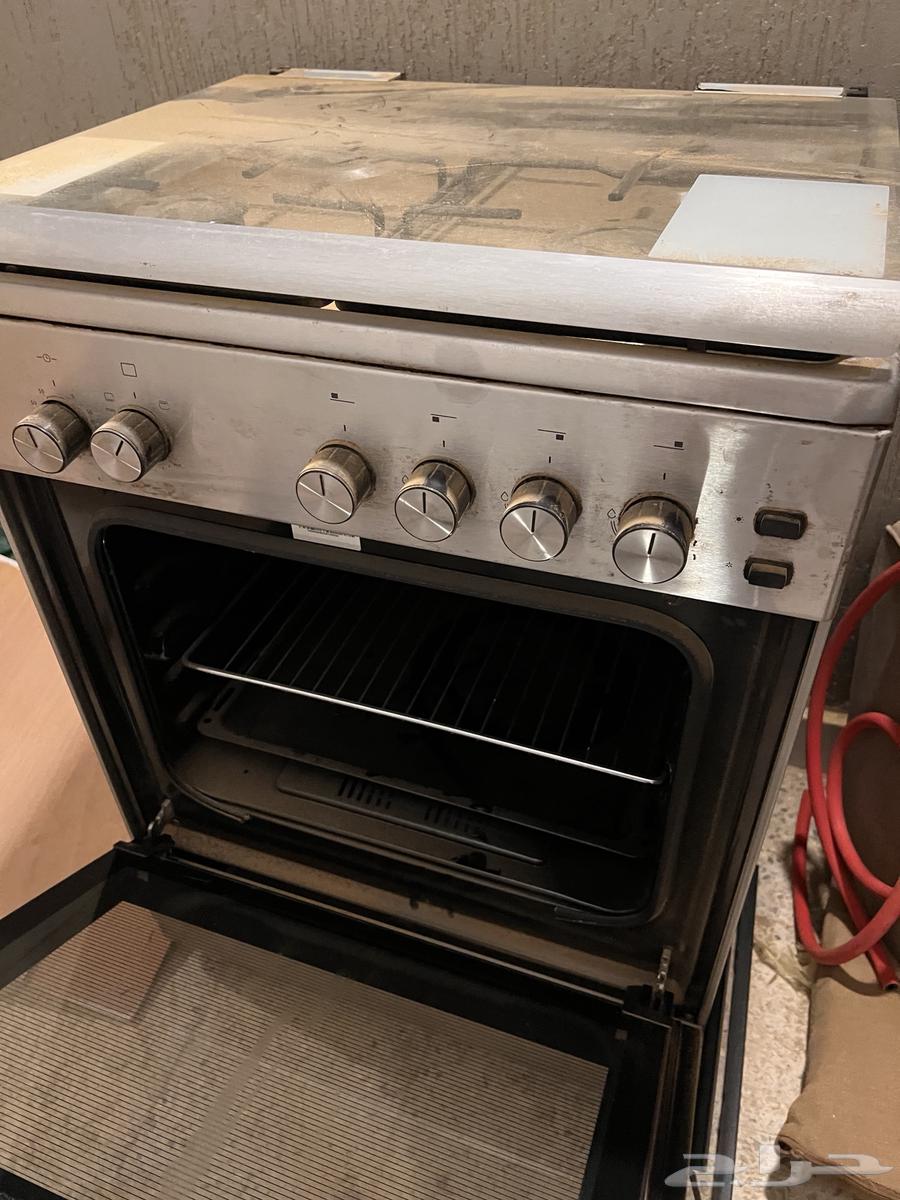 Gas stove, TV cabinet, cushions, and mats64243896213121110