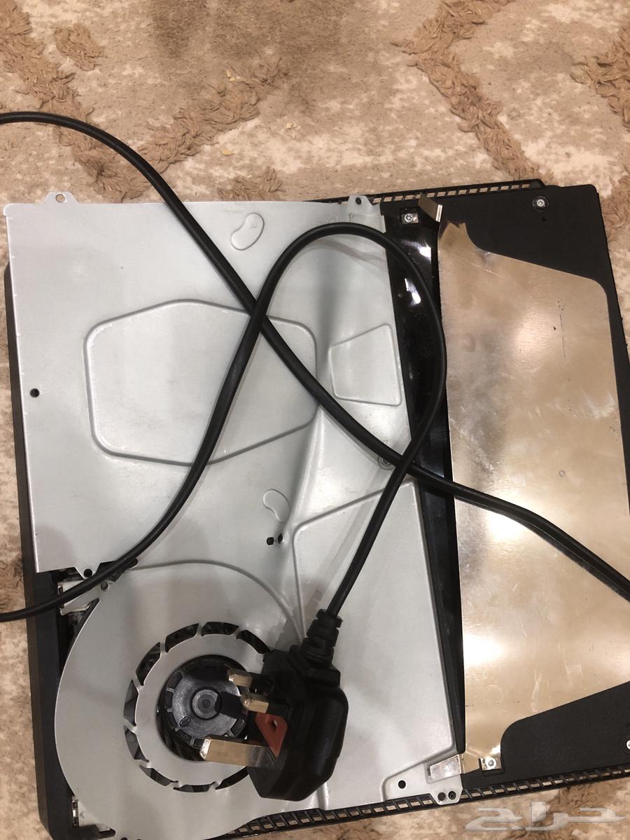 للبيع سوني فور بدون يده64237092487170110