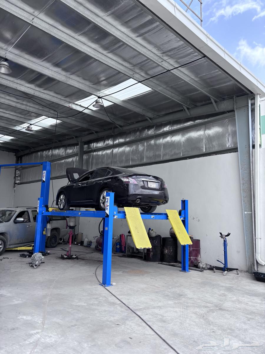 رافعة رباعية للبيع في سكاكا64251544326786110