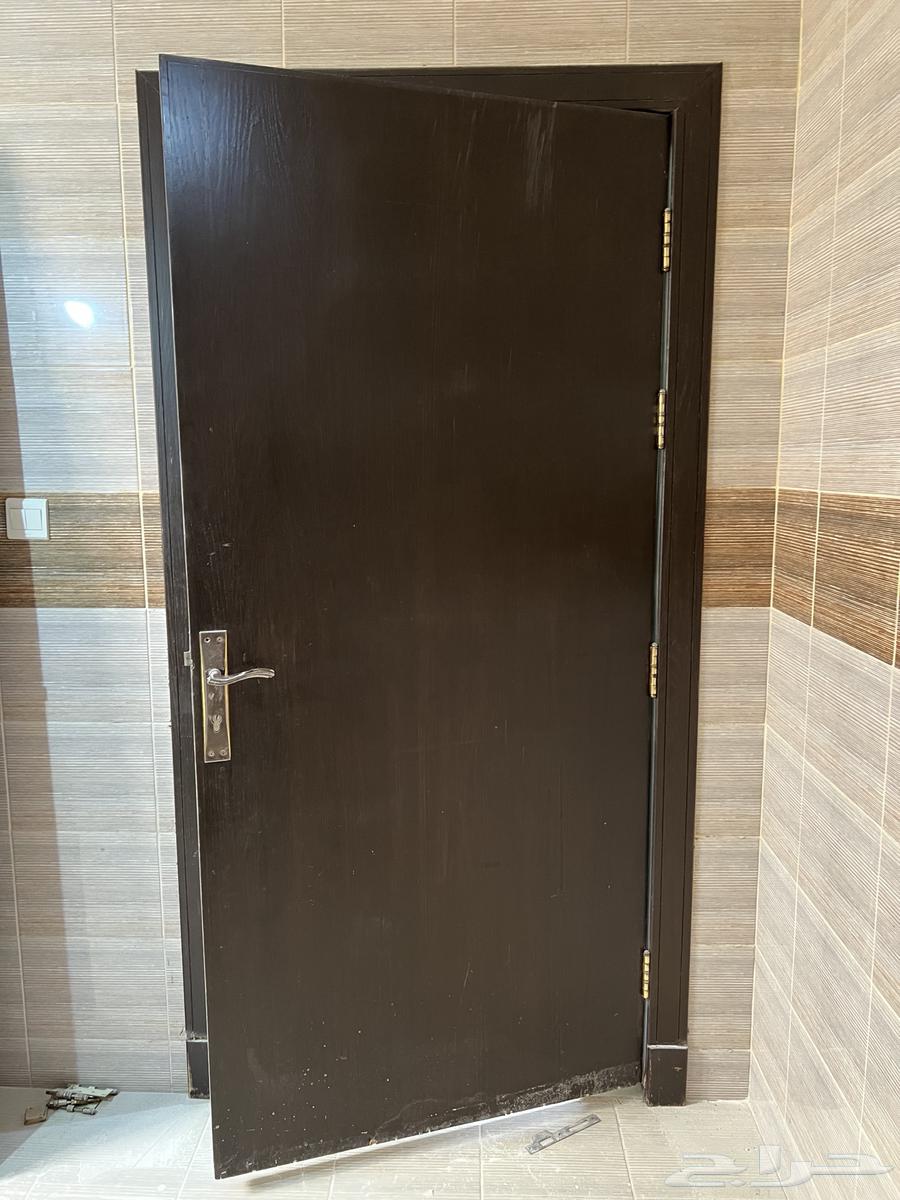 3 strong wooden doors, removed and ready, length 210 width 9564248895065475111