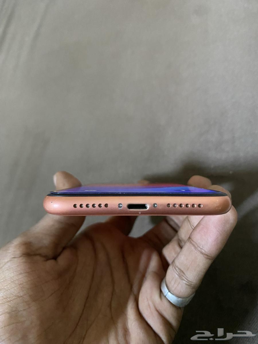 آيفون XR عادي 128 غيغا - 80 البطاريه نظيف جدا64236872103811113