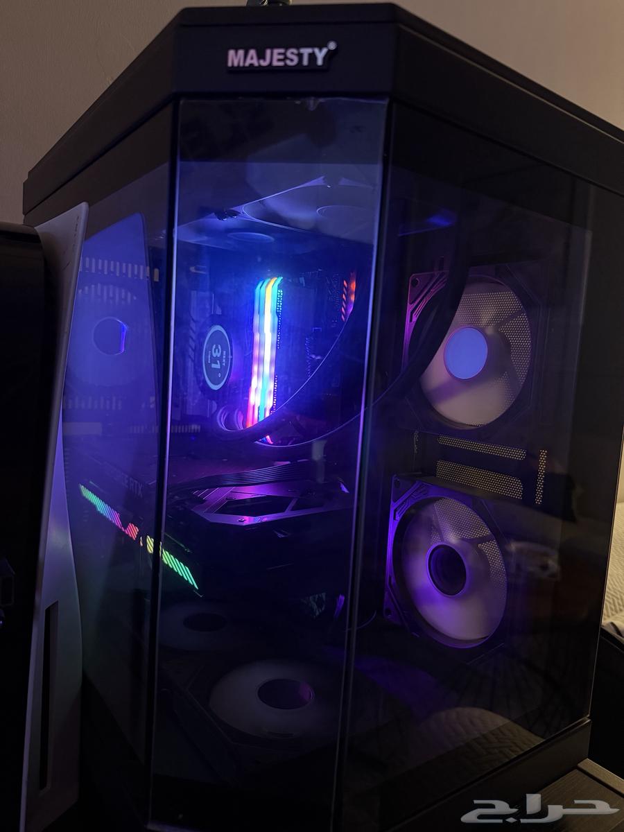 Powerful Desktop PC Assembly for Gaming and Graphics64247343651971111