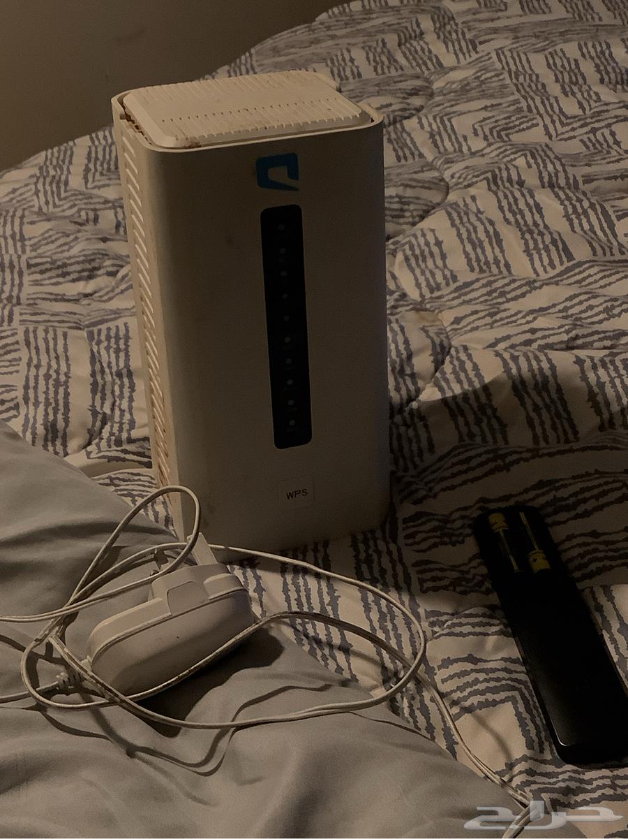 A brand new network device, very very little used64241081794434110