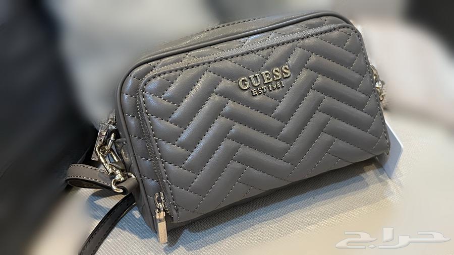 شنطة جديدة من ماركة GUESS64247162109697110