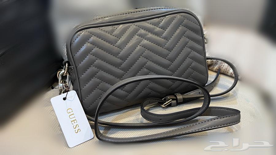 شنطة جديدة من ماركة GUESS64247162109697111