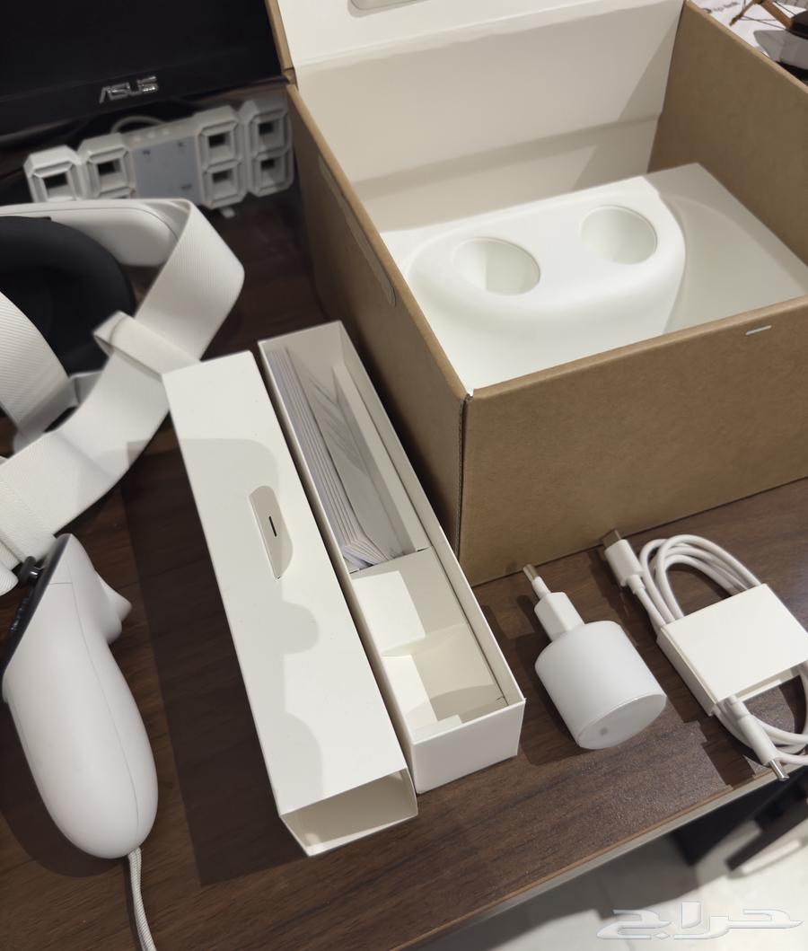 نظارة الواقع الافتراضي ميتا كويست 3 51264244591685761111