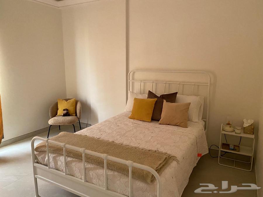 سرير ومرتبة للبيع64241934634369110