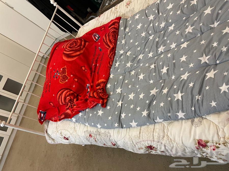 سرير و دولاب وستارة64246299770625111