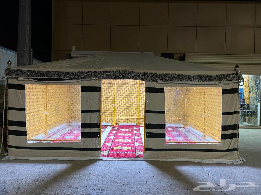 Najd Tent Without Columns and Tents64240879465986111