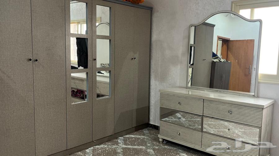 دولاب ملابس وتسريحه64243895913859110