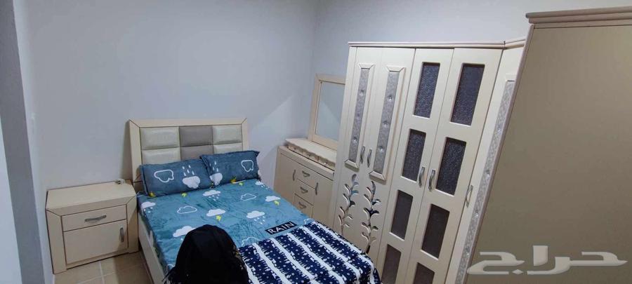 غرفة كبيرة نفر ونص مع تلاجة وغسالة64241769404930110