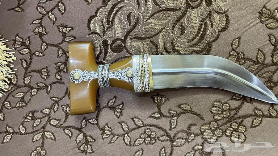 خنجر حك زراف64249424476675112