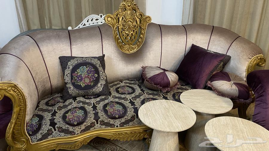 كنب ملكي للبيع بحالة ممتازة64253285834499111