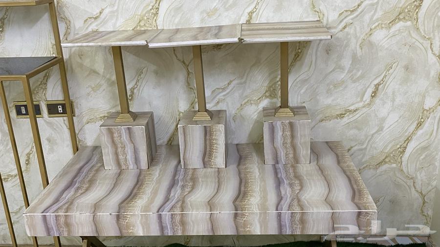 طقم طاولات للبيع نظيفه ولا فيها اي كسر64236871791105110