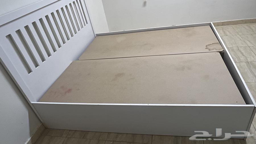 سرير مزدوج للبيع64232350497795110