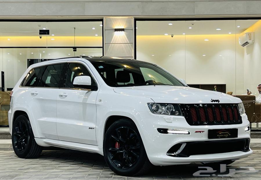 جراند شيروكي 2013 SRT ( بحالة ممتازة )64412615511811110
