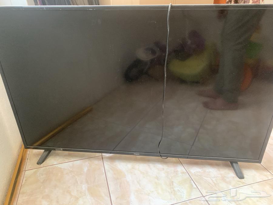 Advantages of Abu Mih Street, two broken screens for sale and a working bicycle64244591405314110