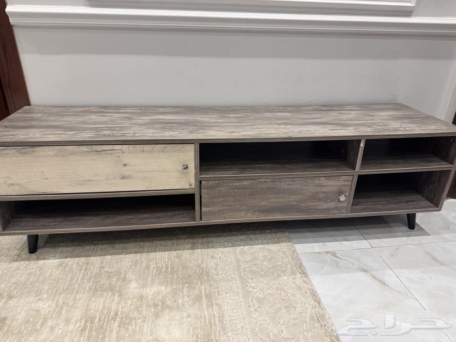 طاولة شاشه للبيع64247343573122112