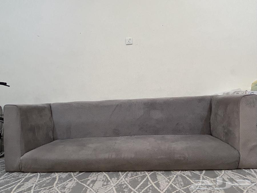 اثاث للبيع الفرن شغال وممتاز والشاشه تشتغل ممتازه64246299894275113