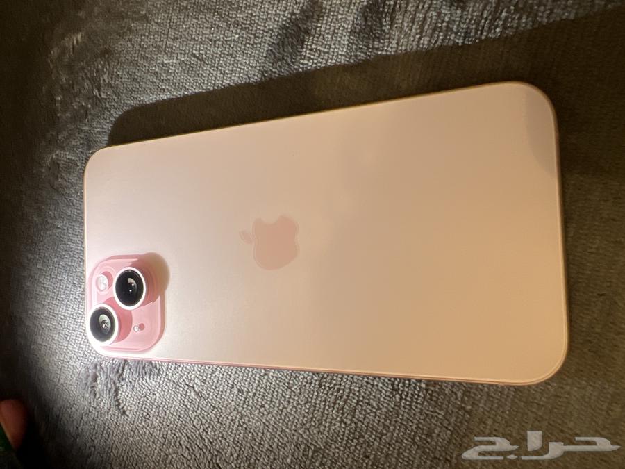 للبيع ايفون 15 بلس وردي او زهري 128 قيقا نضيف64234632305153110