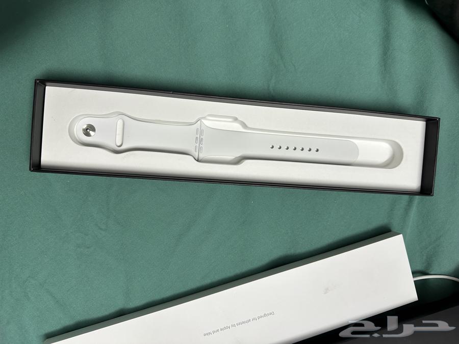 ساعه ابل64246647424129111