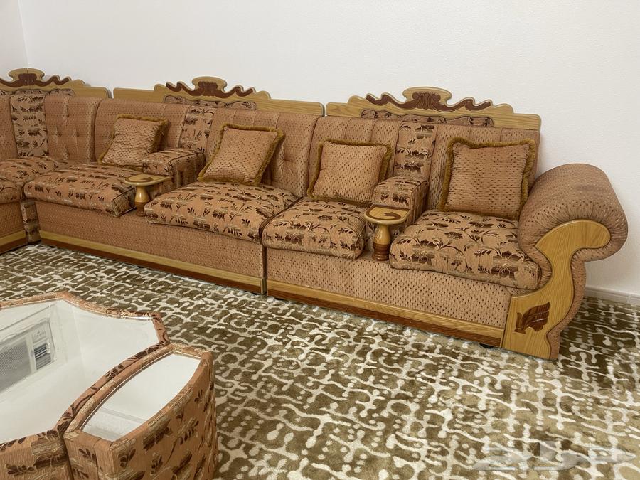 Full sofa with curtain64251106646659114