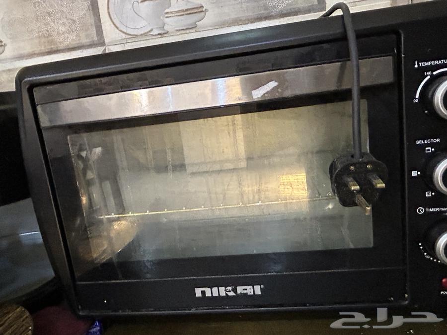 اثاث للبيع الفرن شغال وممتاز والشاشه تشتغل ممتازه64246299894275111