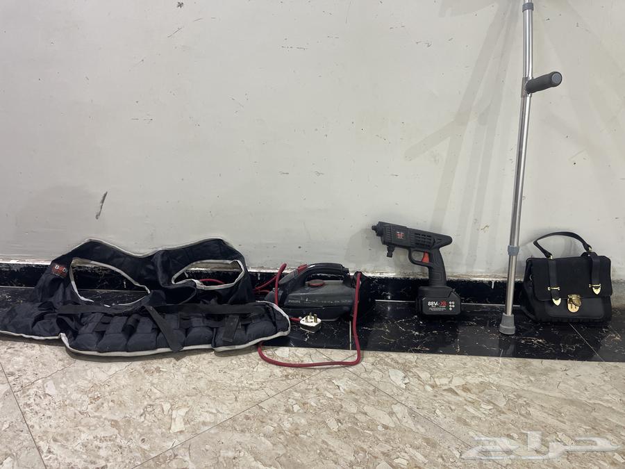 Crutch, shoulder exercise strap, bag, steam cleaner, and car washing equipment64247343677699110